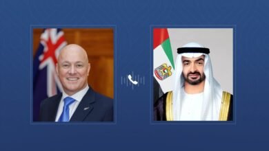 رئيس الدولة ورئيس وزراء نيوزيلندا يبحثان خلال اتصال هاتفي العلاقات الثنائية والتطورات الإقليمية