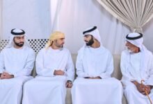 حميد وراشد بن عمار يقدّمان واجب العزاء في وفاة موزة عبيد ضاعن