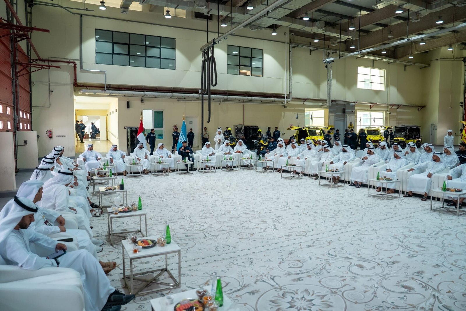 مديرو الدفاع المدني يطلعون على ابتكارات "هيئة أبوظبي" لتعزيز كفاءة الاستجابة 1 مديرو الدفاع المدني يطلعون على ابتكارات "هيئة أبوظبي" لتعزيز كفاءة الاستجابة