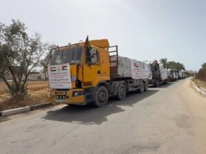 دخول قافلة محمّلة بكسوة العيد لأطفال قطاع غزة ضمن عملية "الفارس الشهم 3"