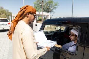 شرطة أبوظبي تشارك في “مسيرة فخر” وتجسد أسمى معاني الولاء والانتماء للوطن