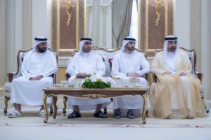 حاكم الشارقة يستقبل المهنئين بعيد الأضحى المبارك