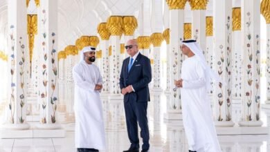 مستشار جمهورية النمسا يزور جامع الشيخ زايد الكبير في أبوظبي
