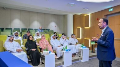 وفد «المعارف الإستراتيجية» في حكومة عجمان يطّلع على تجربة جامعة محمد بن زايد للذكاء الاصطناعي 2 وفد «المعارف الإستراتيجية» في حكومة عجمان يطّلع على تجربة جامعة محمد بن زايد للذكاء الاصطناعي