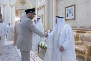 حاكم الشارقة يستقبل المهنئين بعيد الأضحى المبارك