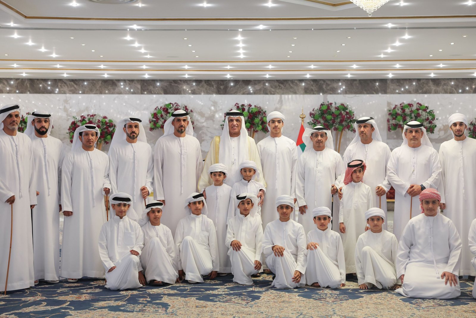 سعود بن صقر يستقبل جموع المهنئين بعيد الأضحى المبارك 1 سعود بن صقر يستقبل جموع المهنئين بعيد الأضحى المبارك