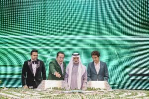 نهيان بن مبارك يشهد إطلاق مشروع "Greenz by Danube" أول مجتمع فلل متكامل ومفروش بالكامل في دبي 3 نهيان بن مبارك يشهد إطلاق مشروع "Greenz by Danube" أول مجتمع فلل متكامل ومفروش بالكامل في دبي