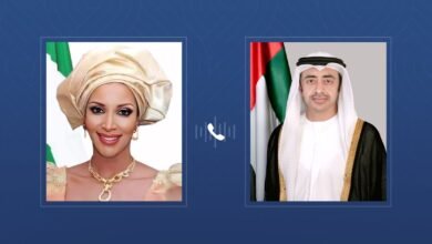 عبدالله بن زايد يهنئ هاتفياً وزيرة خارجية نيجيريا ويبحثان علاقات التعاون والشراكة بين البلدين