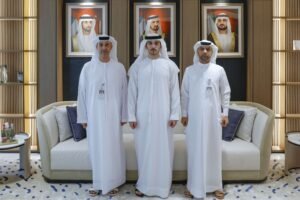 محمد بن راشد بن محمد بن راشد يزور مقر مركز دبي للأمن الاقتصادي