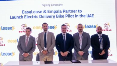 شركتا "إيزي ليس" و"إمبالا" توقّعان مذكرة تفاهم
