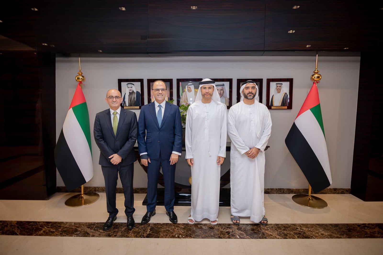 الإمارات تبحث تعزيز التعاون المشترك مع صندوق النقد الدولي 1 الإمارات تبحث تعزيز التعاون المشترك مع صندوق النقد الدولي