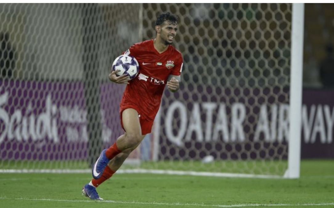لاعبان من شباب الأهلي ضمن المرشحين لجائزة أفضل لاعب شاب آسيويا 1 لاعبان من شباب الأهلي ضمن المرشحين لجائزة أفضل لاعب شاب آسيويا