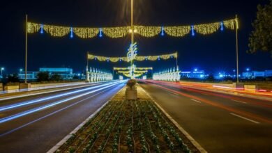 بلدية العين تتزين احتفاء بعيد الأضحى بأحدث تقنيات الإضاءة الصديقة للبيئة