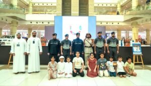 شرطة أبوظبي تنظم فعالية توعوية احتفالََا بأسبوع المرور الخليجي في العين