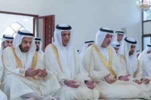 حاكم رأس الخيمة يؤدي صلاة عيد الأضحى في مسجد الشيخ صقر بن محمد القاسمي 3 حاكم رأس الخيمة يؤدي صلاة عيد الأضحى في مسجد الشيخ صقر بن محمد القاسمي