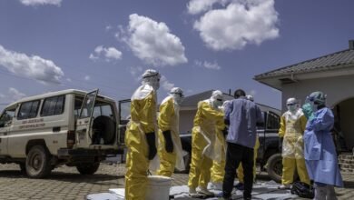 أوغندا تغلق حدودها مع الكونغو الديمقراطية بأثر فوري لاحتواء تفشي السلالة النادرة لـ"إيبولا" 3 أوغندا