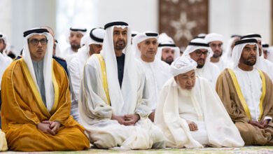 رئيس الدولة يؤدي صلاة عيد الأضحى في جامع الشيخ زايد بأبوظبي 2 رئيس الدولة