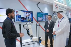 جامعة أبوظبي ترسخ ريادتها في الابتكار والبحوث خلال مشاركتها في "اصنع في الإمارات "