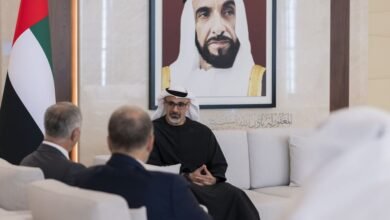 خالد بن محمد بن زايد يلتقي الرئيس التنفيذي لمجموعة "إتش إس بي سي"
