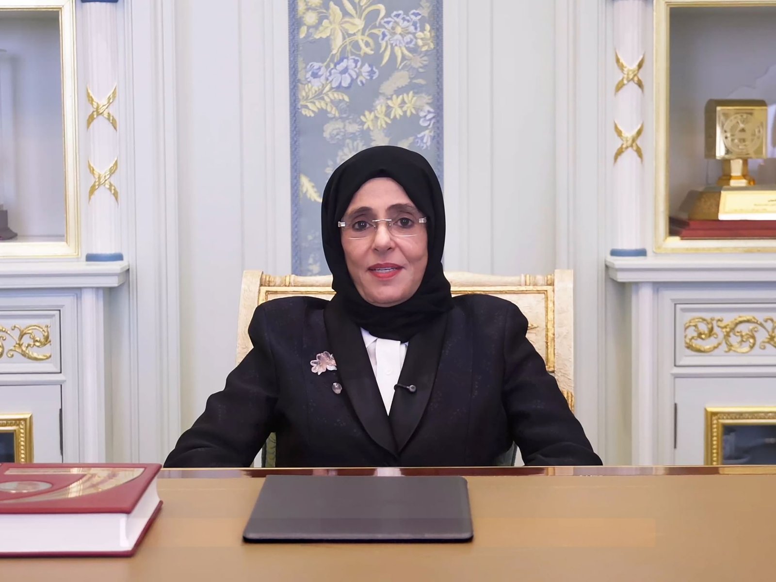 جواهر القاسمي :الأسرة الدرع الأول والجدار المنيع و حمايتها واجب وطني و إنساني 1 جواهر القاسمي :الأسرة الدرع الأول والجدار المنيع و حمايتها واجب وطني و إنساني