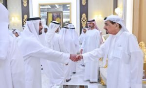 حاكم عجمان وولي عهده يواصلان استقبال المهنئين بعيد الأضحى المبارك 2 حاكم عجمان وولي عهده يواصلان استقبال المهنئين بعيد الأضحى المبارك