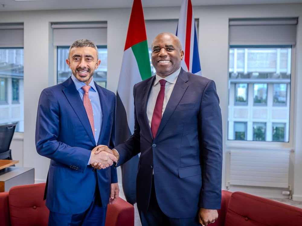 عبدالله بن زايد يلتقي نائب رئيس الوزراء وزير العدل البريطاني 1 عبدالله بن زايد يلتقي نائب رئيس الوزراء وزير العدل البريطاني