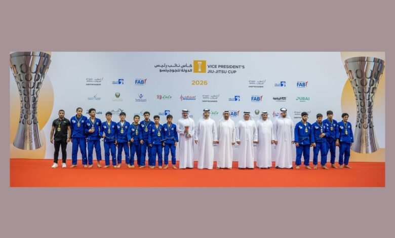 منصور بن محمد يتوّج أبطال كأس نائب رئيس الدولة للجوجيتسو 4 منصور بن محمد يتوّج أبطال كأس نائب رئيس الدولة للجوجيتسو