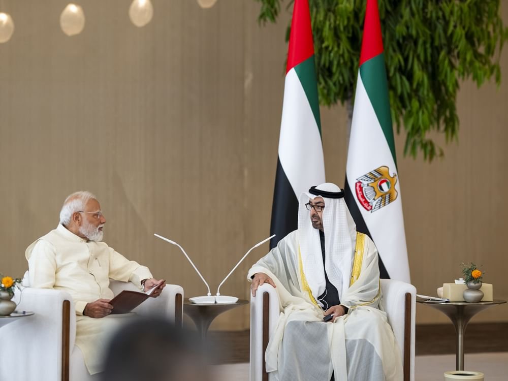 رئيس الدولة ورئيس وزراء الهند يبحثان تعزيز الشراكة الإستراتيجية الشاملة بين البلدين والتطورات الإقليمية 1 رئيس الدولة ورئيس وزراء الهند يبحثان تعزيز الشراكة الإستراتيجية الشاملة بين البلدين والتطورات الإقليمية