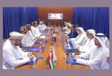 موانئ دبي العالمية تستعرض مع وفد عماني مستجدات التقدم المُحرَز في مشروع المنطقة الاقتصادية الخاصة بالروضة