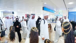 إقامة دبي تستقبل الحجاج العائدين بشعار "الإمارات ترحب بعودة الحجاج"