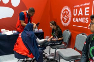 الأولمبياد الخاص الإماراتي يعزز الرعاية الصحية للاعبين عبر برنامج متكامل في الألعاب الإماراتية 2026 4 الأولمبياد الخاص الإماراتي يعزز الرعاية الصحية للاعبين عبر برنامج متكامل في الألعاب الإماراتية 2026