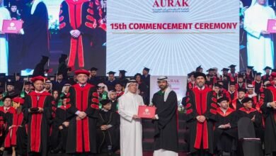 تخريج الدفعة الخامسة عشرة من الجامعة الأمريكية في رأس الخيمة بمشاركة 25 جنسية 2 تخريج الدفعة الخامسة عشرة من الجامعة الأمريكية في رأس الخيمة بمشاركة 25 جنسية