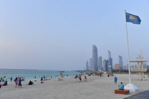 بلدية أبوظبي: شواطئ العاصمة تستقطب أكثر من 410 آلاف زائر في الربع الأول 6 بلدية أبوظبي: شواطئ العاصمة تستقطب أكثر من 410 آلاف زائر في الربع الأول