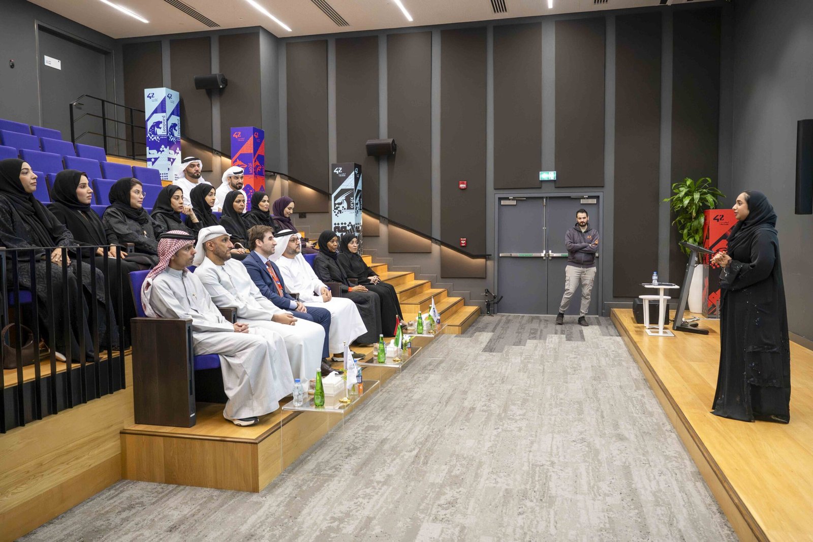 "الطاقة والبنية التحتية" تطلق هاكاثوناً للذكاء الاصطناعي لتطوير حلول تدعم كفاءة الخدمات 1 الطاقة والبنية التحتية