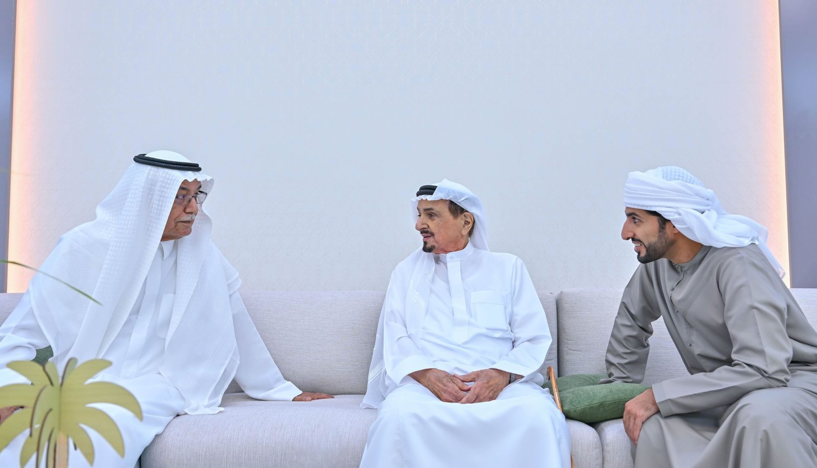 حميد بن راشد يفتتح مجلس الحميدية المجتمعي 1 حميد بن راشد