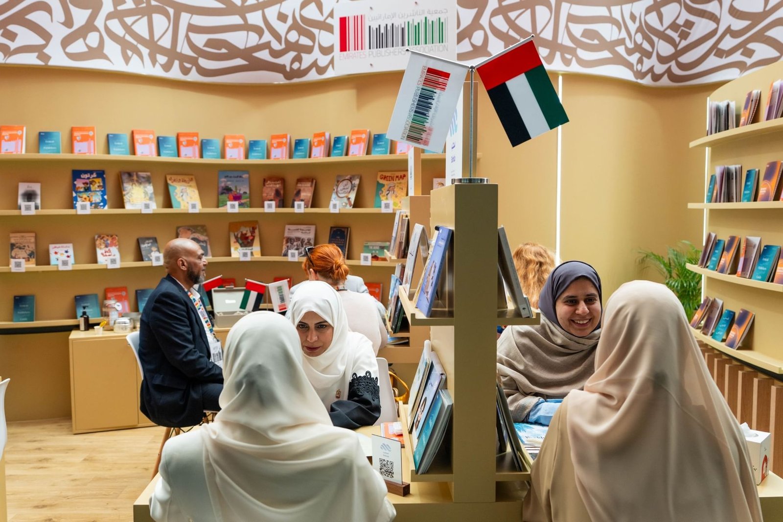 "الناشرون الإماراتيون" يسلطون الضوء على سوق النشر الإماراتي في "وارسو الدولي للكتاب" 1 الناشرون الإماراتيون