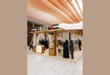 "صاغة الإمارات" تطلق أول حجر كريم محلي في معرض الشرق الأوسط للساعات والمجوهرات