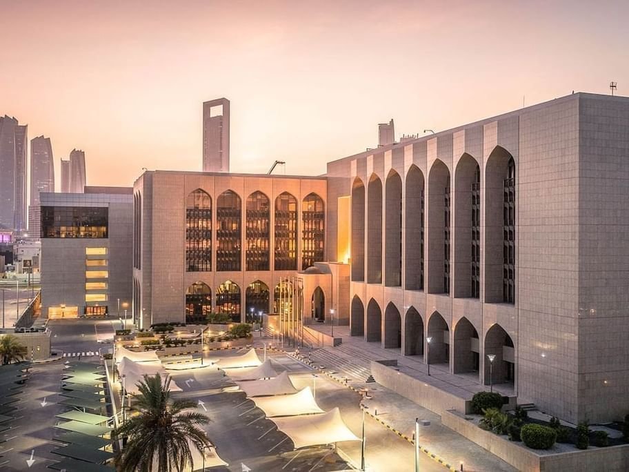 المصرف المركزي يفرض عقوبة مالية بـ20 مليون درهم على فرع بنك أجنبي 1 المصرف المركزي يفرض عقوبة مالية بـ20 مليون درهم على فرع بنك أجنبي
