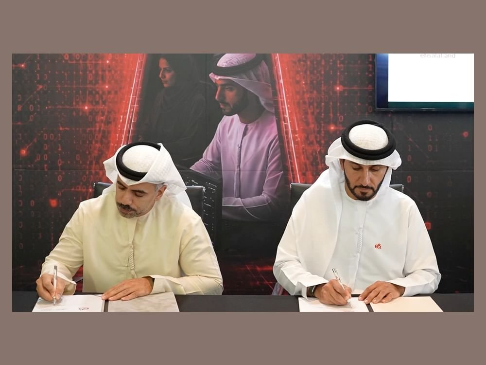تعاون بين هيئة النقل بعجمان و"إي آند" لتعزيز الابتكار وتطبيقات الذكاء الاصطناعي 1 تعاون بين هيئة النقل بعجمان و"إي آند" لتعزيز الابتكار وتطبيقات الذكاء الاصطناعي