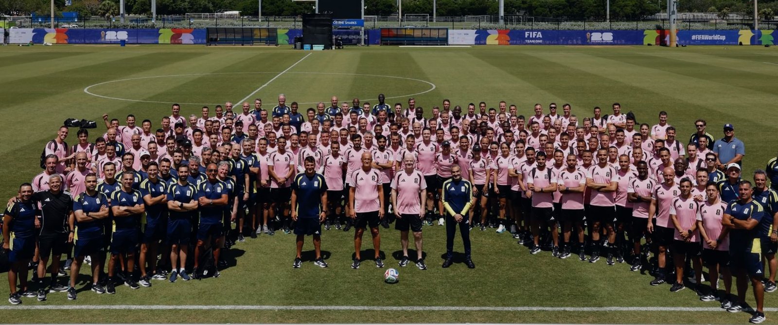 "فيفا" يؤكد جاهزية 170 حكماً لإدارة منافسات كأس العالم 2026 1 فيفا