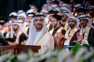 سلطان بن أحمد القاسمي يشهد حفل تخريج طلاب درجة البكالوريوس بجامعة الشارقة دفعة فصل الربيع 2026