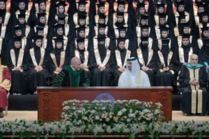 سلطان بن أحمد القاسمي يشهد حفل تخريج طالبات درجة البكالوريوس بجامعة الشارقة دفعة فصل الربيع 2026 2 سلطان بن أحمد القاسمي يشهد حفل تخريج طالبات درجة البكالوريوس بجامعة الشارقة دفعة فصل الربيع 2026