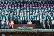 سلطان بن أحمد القاسمي يشهد تخريج طلبة درجة البكالوريوس في الكليات الطبية والعلوم الصحية بجامعة الشارقة دفعة ربيع 2026 20 سلطان بن أحمد القاسمي