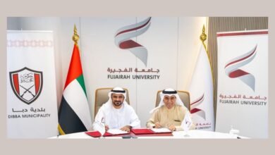 بلدية دبا وجامعة الفجيرة تعززان التعاون في مجالات التدريب والبحث العلمي وخدمة المجتمع