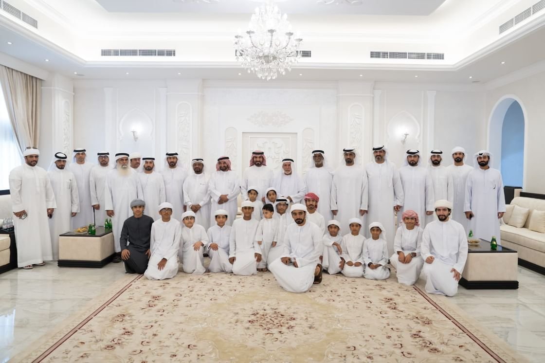 طالب بن صقر يحضر مأدبة غداء أقامها وليد محمد بن لحه الشحي 1 طالب بن صقر يحضر مأدبة غداء أقامها وليد محمد بن لحه الشحي