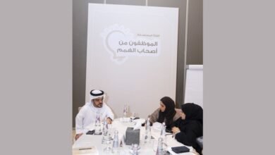 "مختبر الابتكار التشريعي" بعجمان يناقش اللائحة التنفيذية لقانون الموارد البشرية الجديد