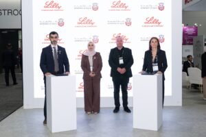 شراكة إستراتيجية بين أبوظبي و"ليلي" للأدوية لمكافحة الزهايمر والسمنة تقنياً