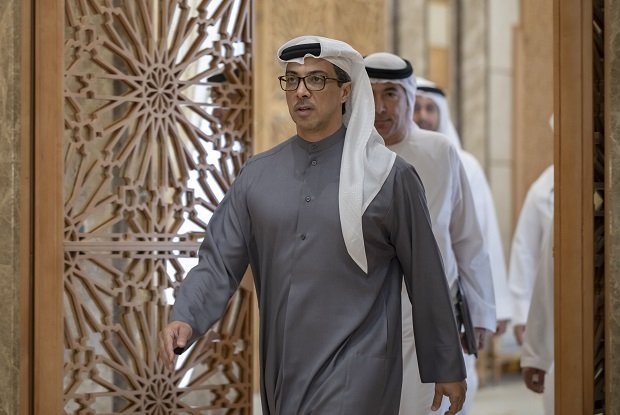منصور بن زايد يعيد تشكيل مجلس إدارة نادي الجزيرة 1 منصور بن زايد يعيد تشكيل مجلس إدارة نادي الجزيرة