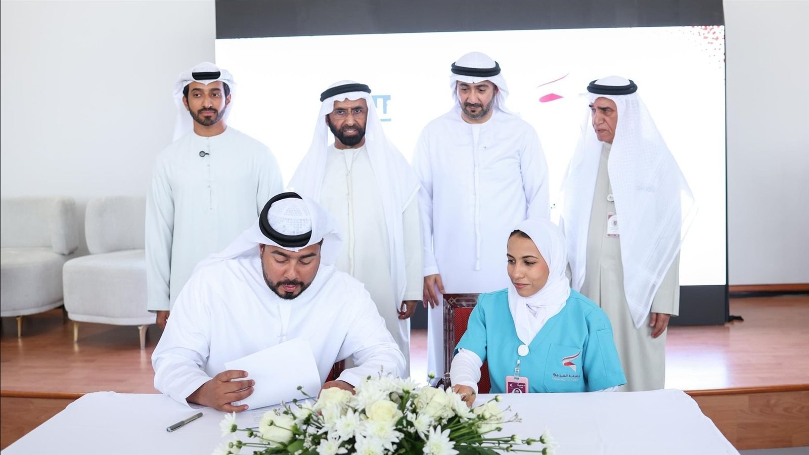 حفل تخريج المستفيدين من بكالوريوس العلوم في "الفجيرة" 1 حفل تخريج المستفيدين من بكالوريوس العلوم في "الفجيرة"