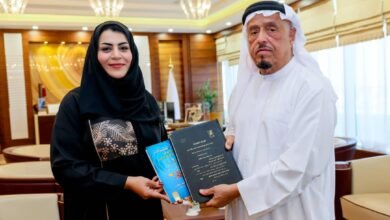 «ضاحي خلفان» يتلقى رسالة دكتوراه حول «الجرائم الجمركية»